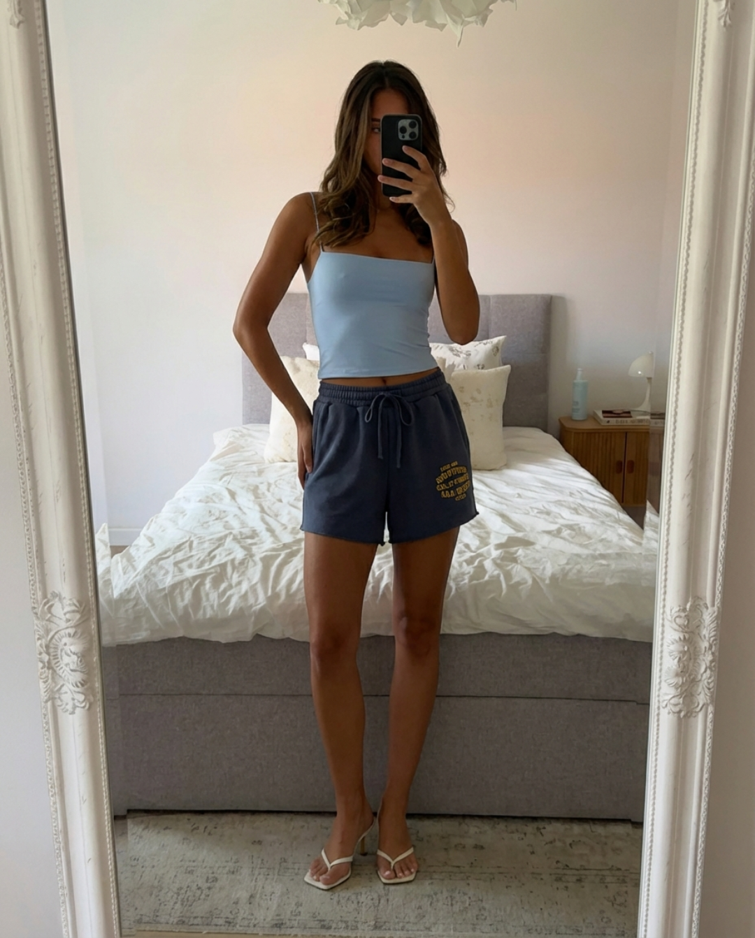 Lyla | drawstring shorts
