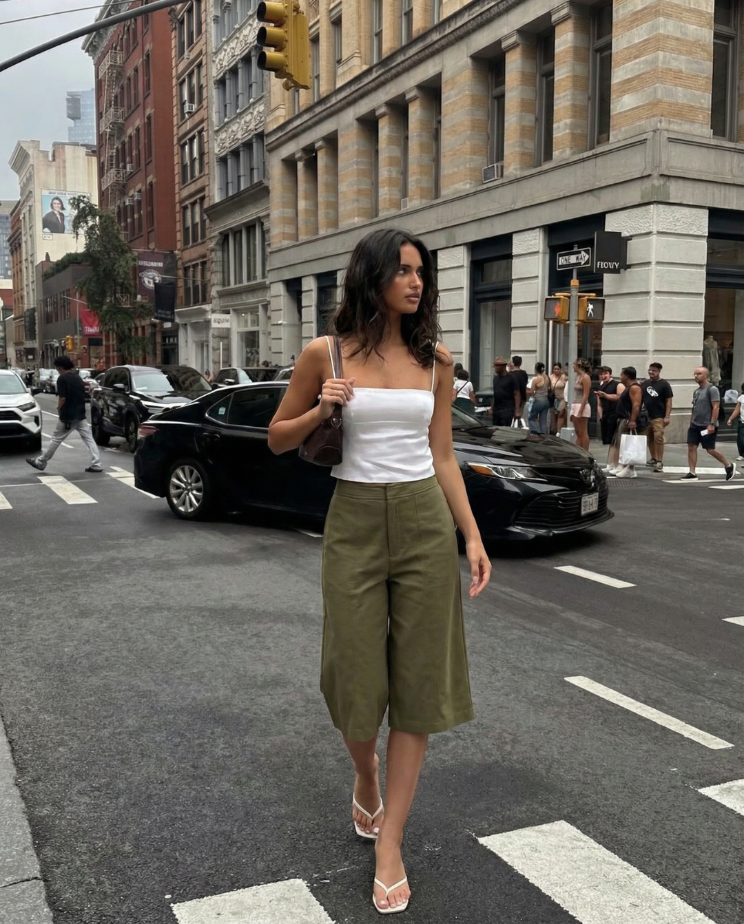 Myla | capri pants