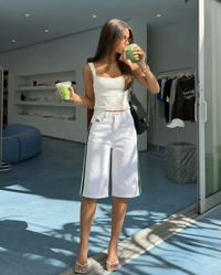 Matilda | white bermuda shorts