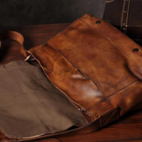 Earl | Vintage Genuine Leather Crossbody Shoulder Bag for Men