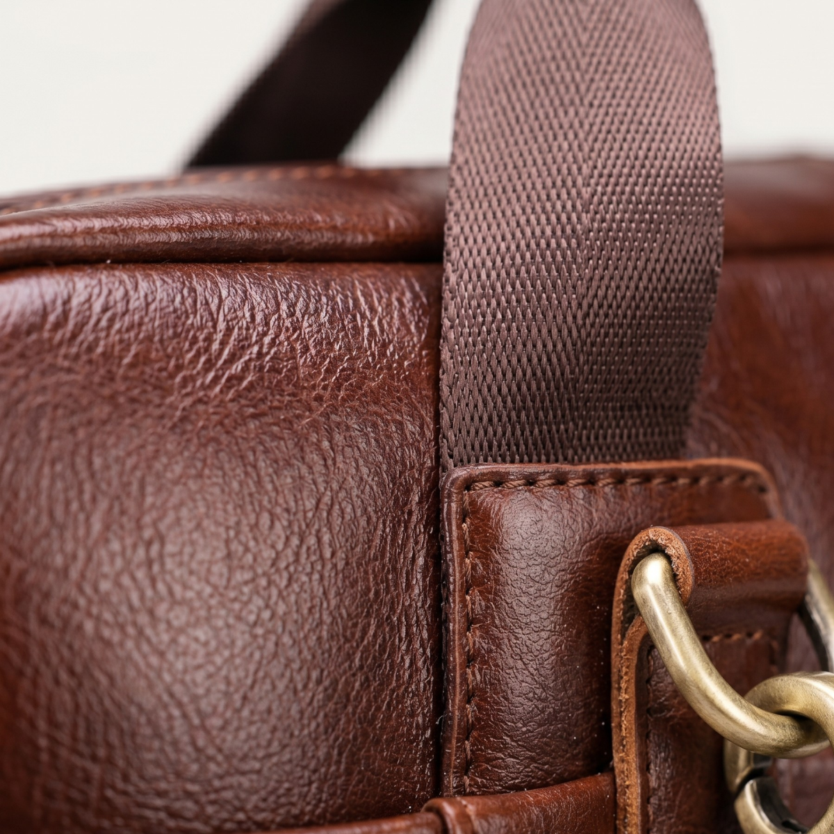 Hargrave shoulder bag detail view 11