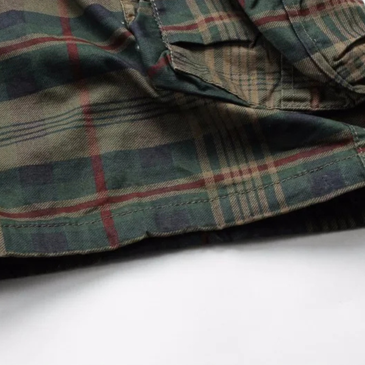 Gerard plaid cargo shorts detail