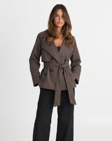 Aurora | cropped trench coat