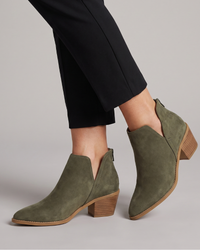 Cordelia | Pointed Toe Ankle Boots