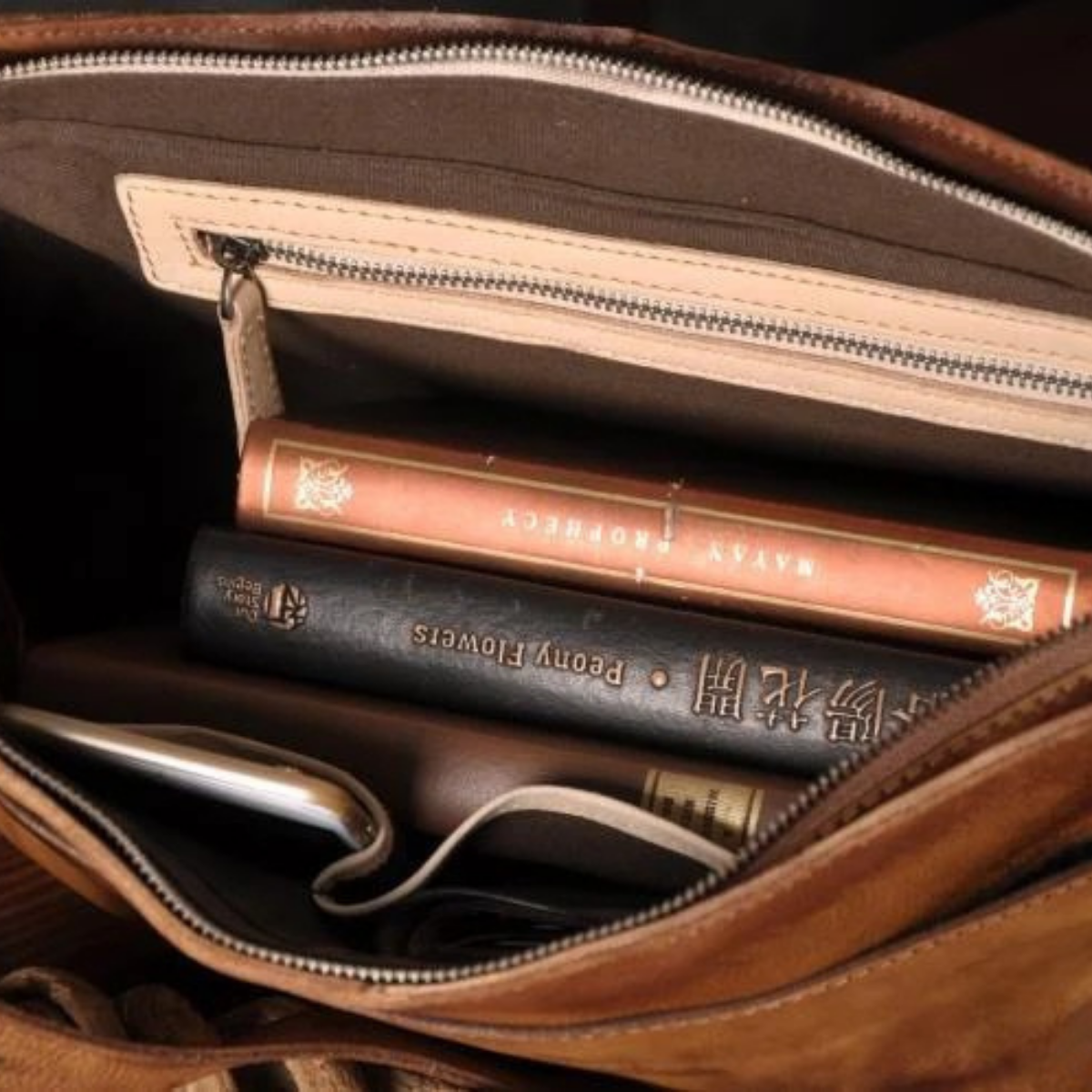 Earl | Vintage Genuine Leather Crossbody Shoulder Bag for Men
