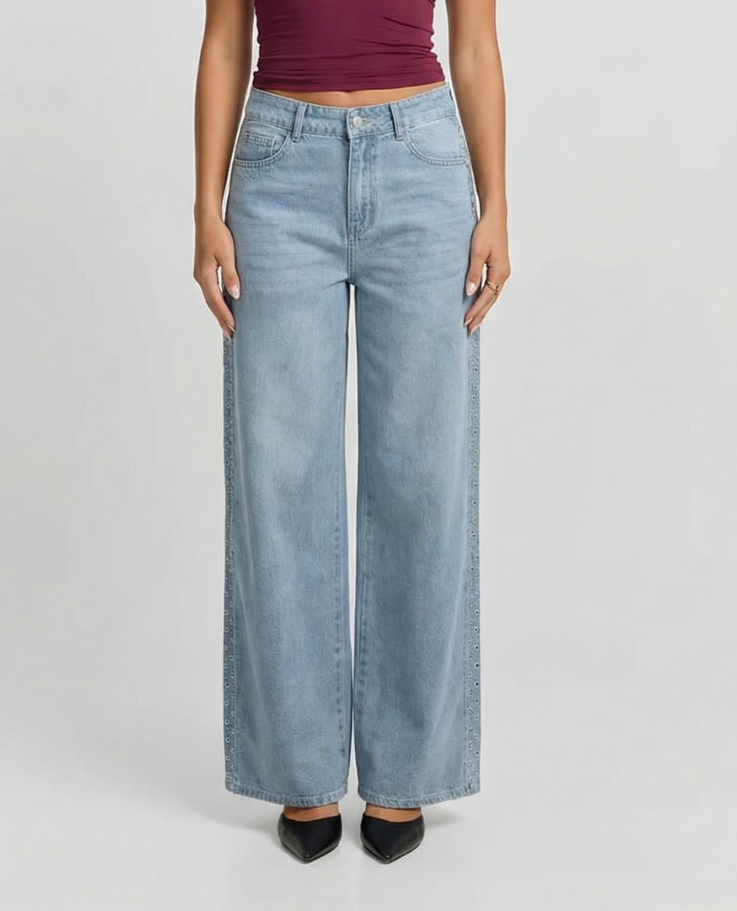 Iris | Wide Leg Jeans Light Blue High Waisted Studded