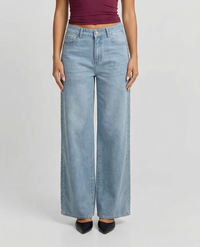 Iris | Wide Leg Jeans Light Blue High Waisted Studded