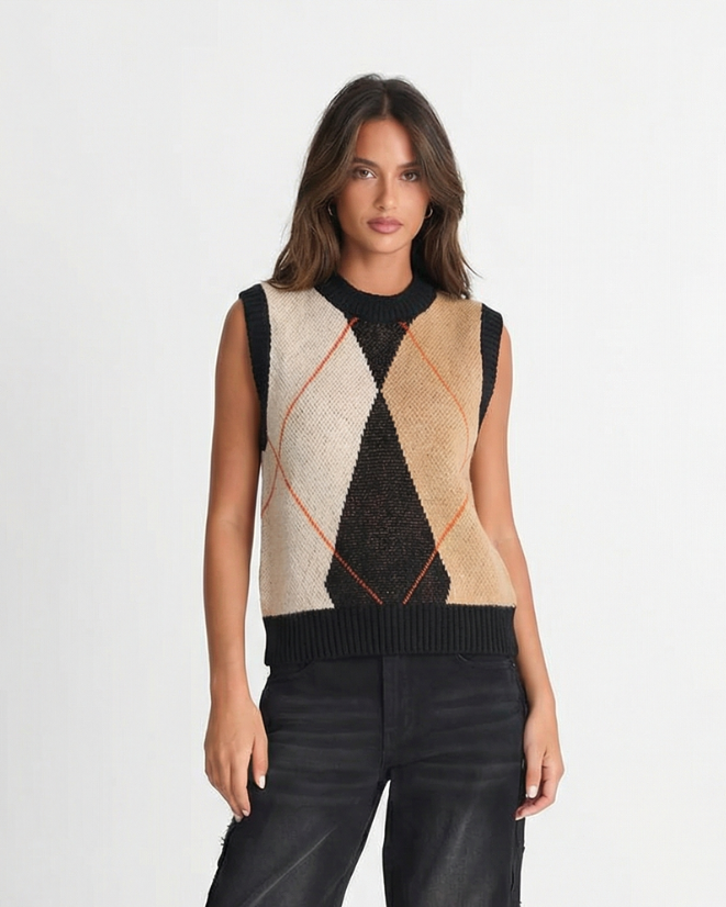 Mia | Knitted Vest Top Argyle Beige Black Sleeveless