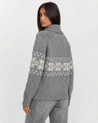 Astrid | Relaxed Chunky Snowflake Zip Cardigan