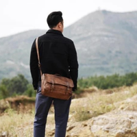 Earl | Vintage Genuine Leather Crossbody Shoulder Bag for Men