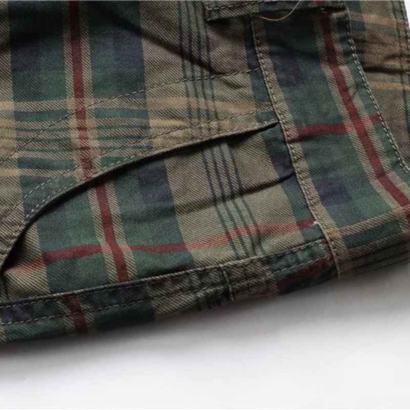 Gerard plaid cargo shorts detail