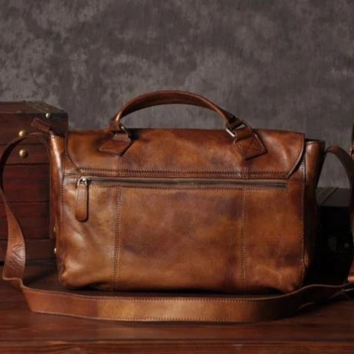 Earl | Vintage Genuine Leather Crossbody Shoulder Bag for Men