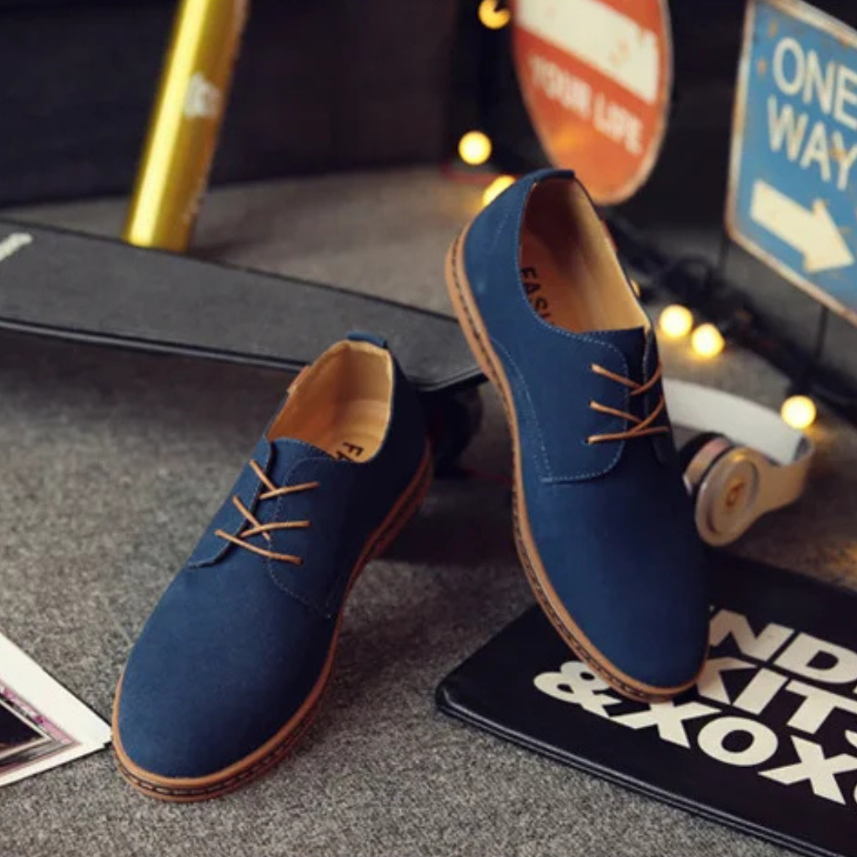 Leon | Casual Low Profile Lace Up Dress Shoes