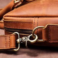 Dwight leather business bag detail