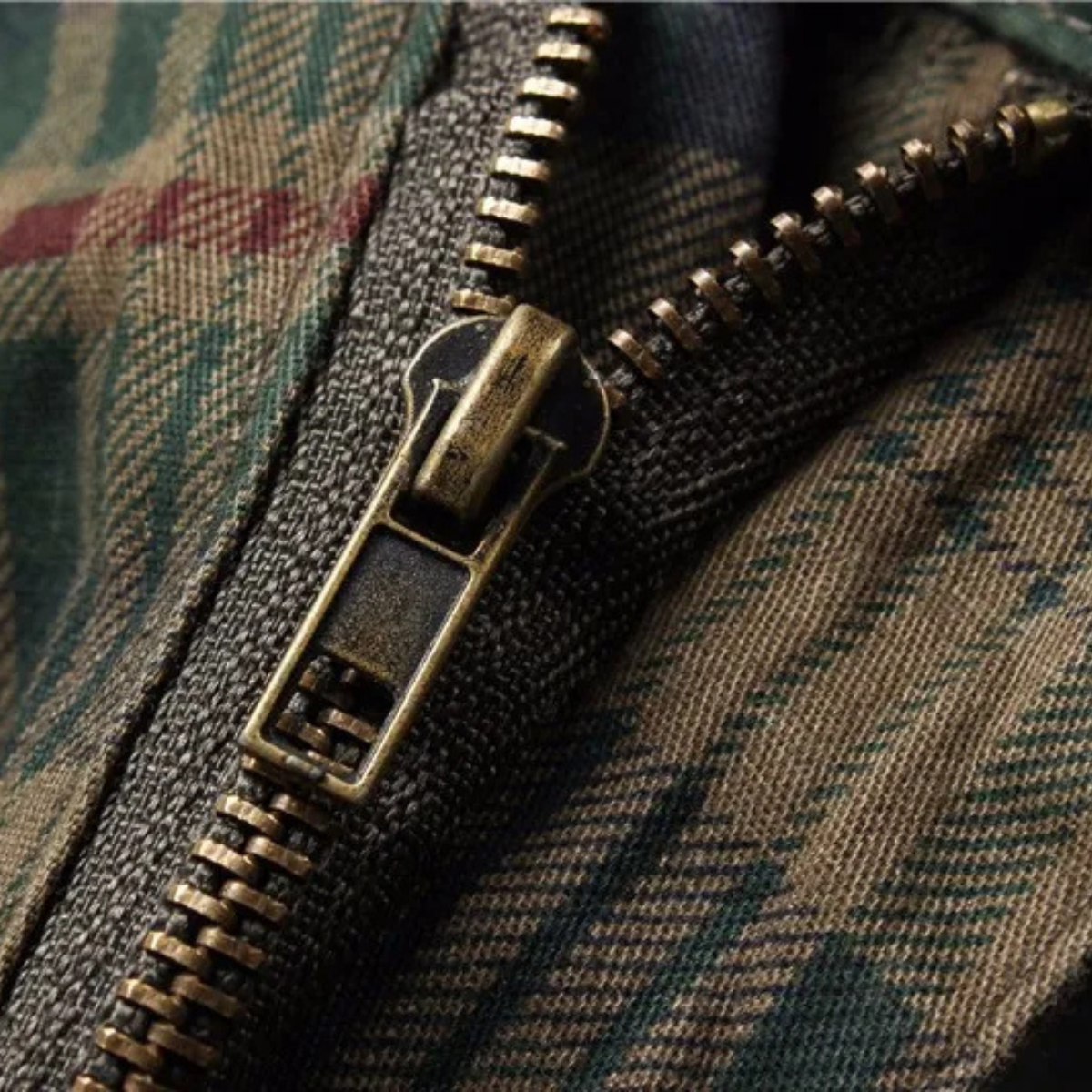 Gerard plaid cargo shorts detail