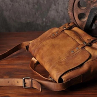 Earl | Vintage Genuine Leather Crossbody Shoulder Bag for Men