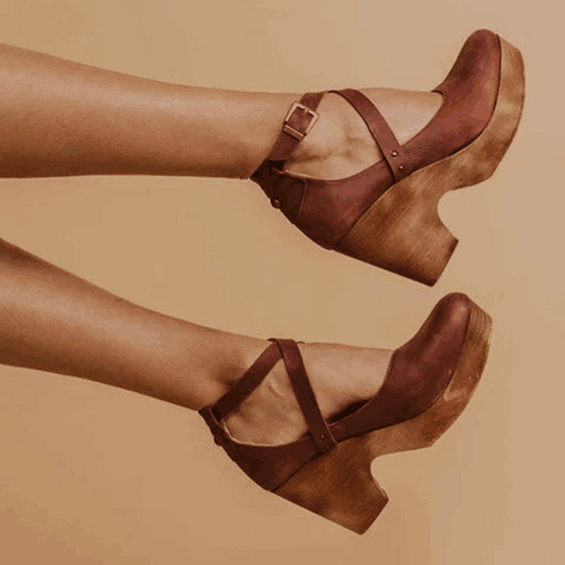 Eleanora shoes wedge and platform sole detail