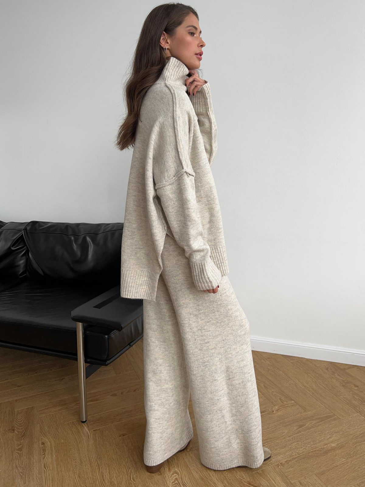 Isabeau oversized two piece set detail view 11
