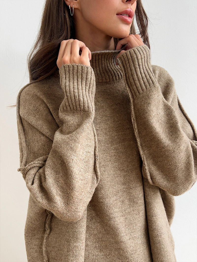 Isabeau oversized two piece set detail view 3