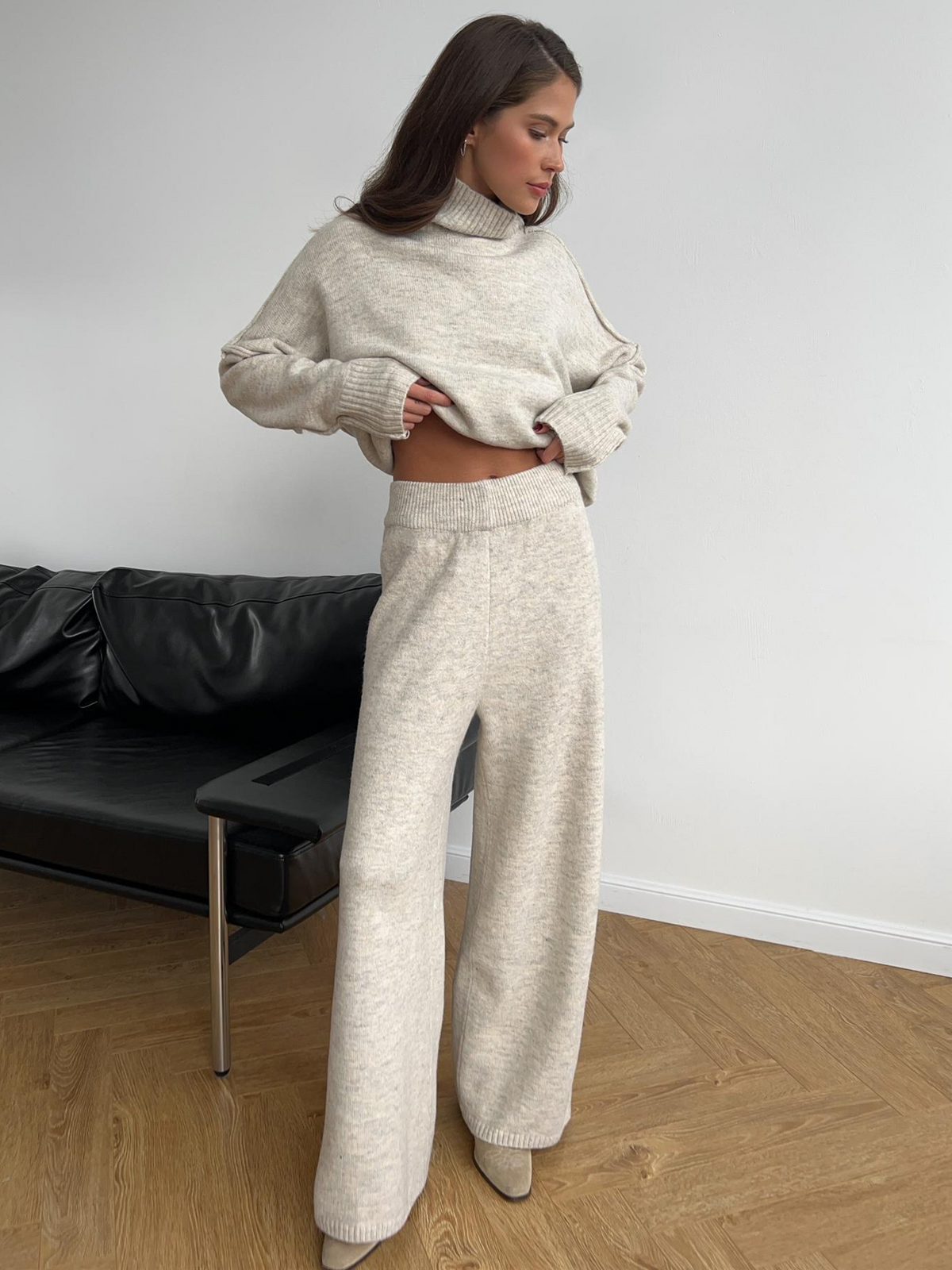 Isabeau oversized two piece set detail view 12