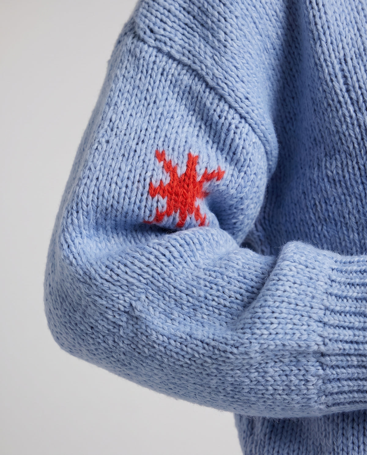 Pilar Oversized Graphic Jumper Light Blue - knit sleeve detail