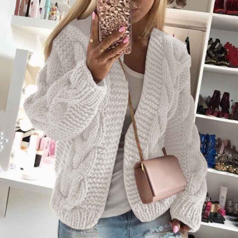 Clemence | Women's Oversized Cable Knit Cardigan