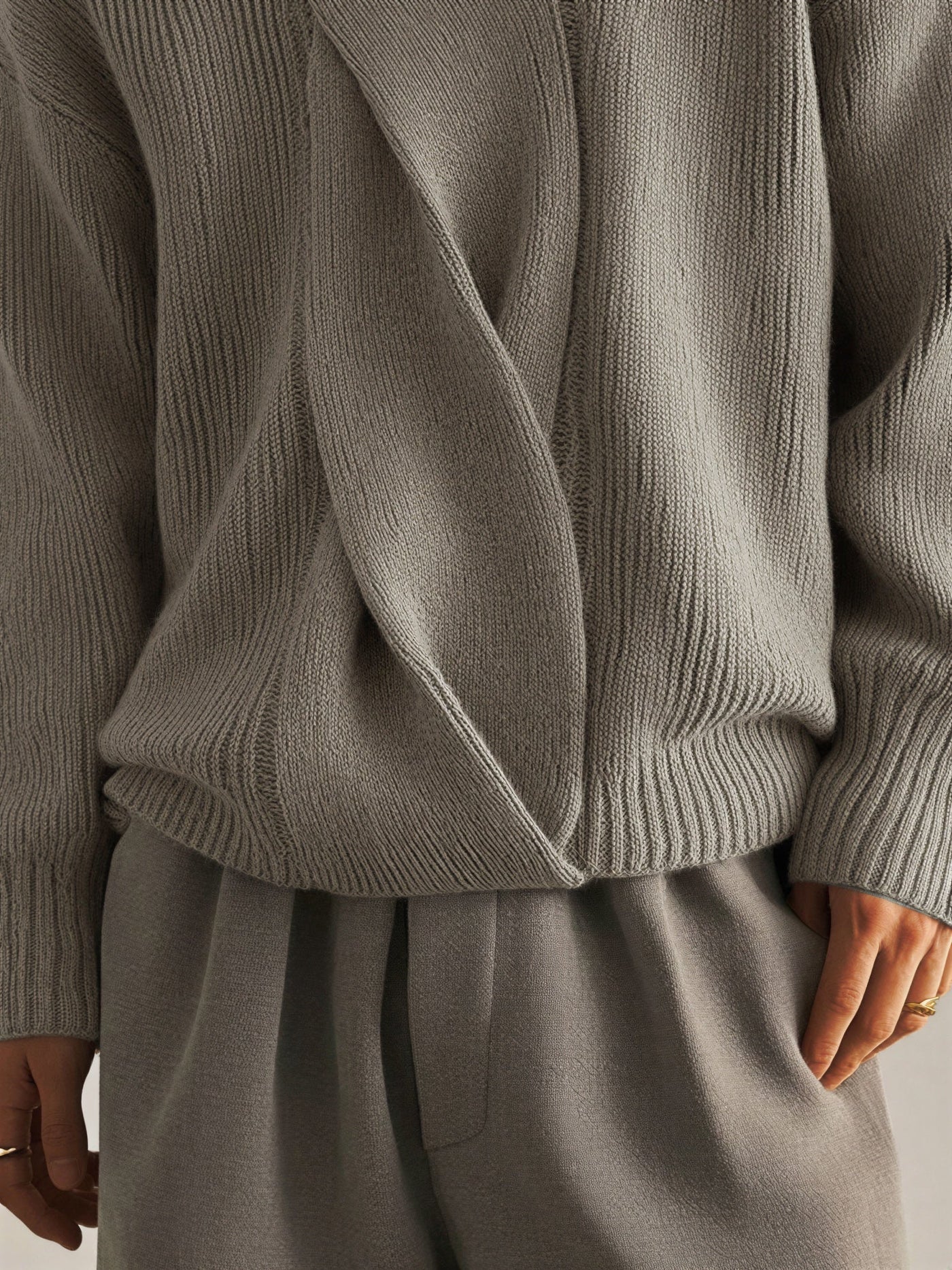 Endicott jumper styling detail