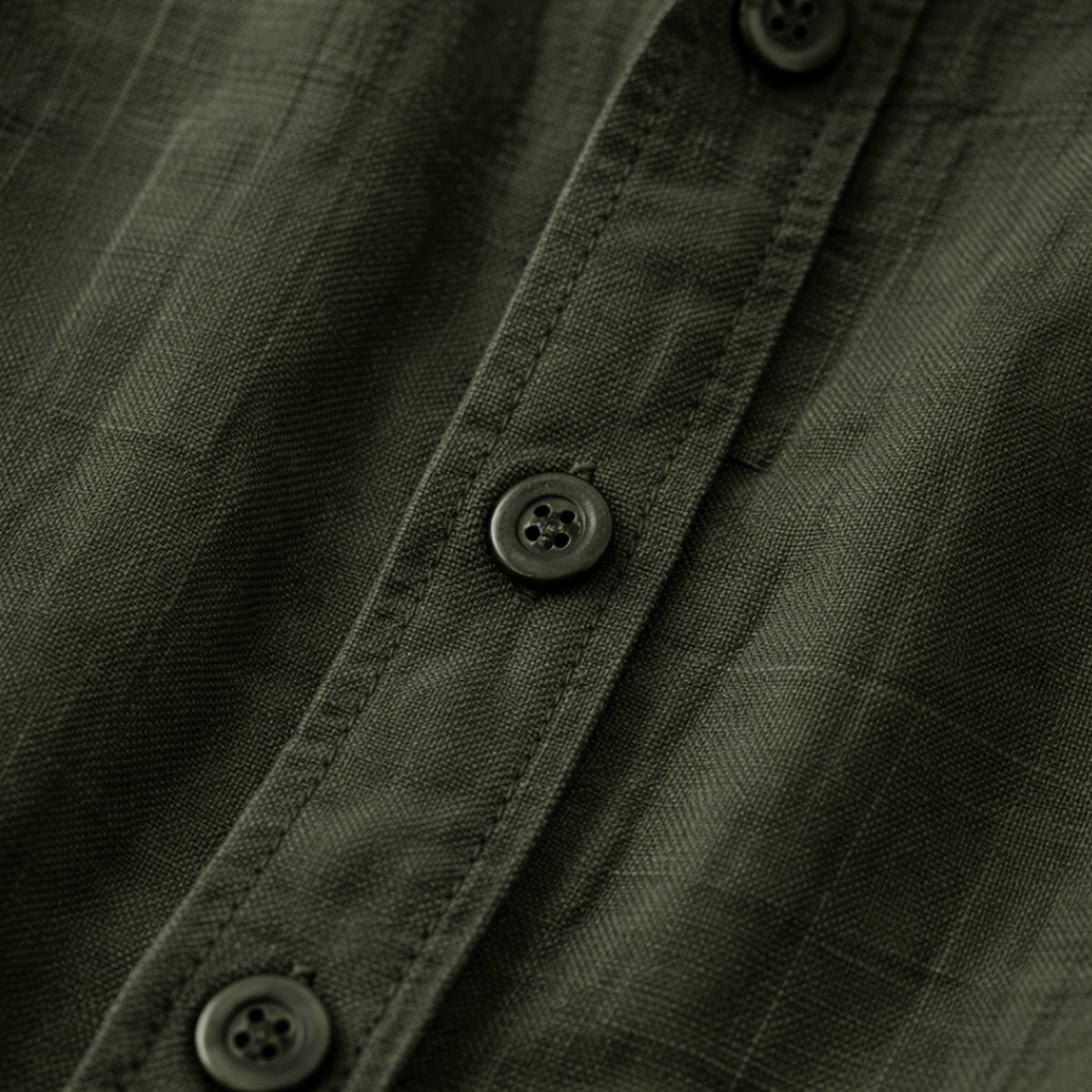 Bellamy linen button-up shirt detail view 3