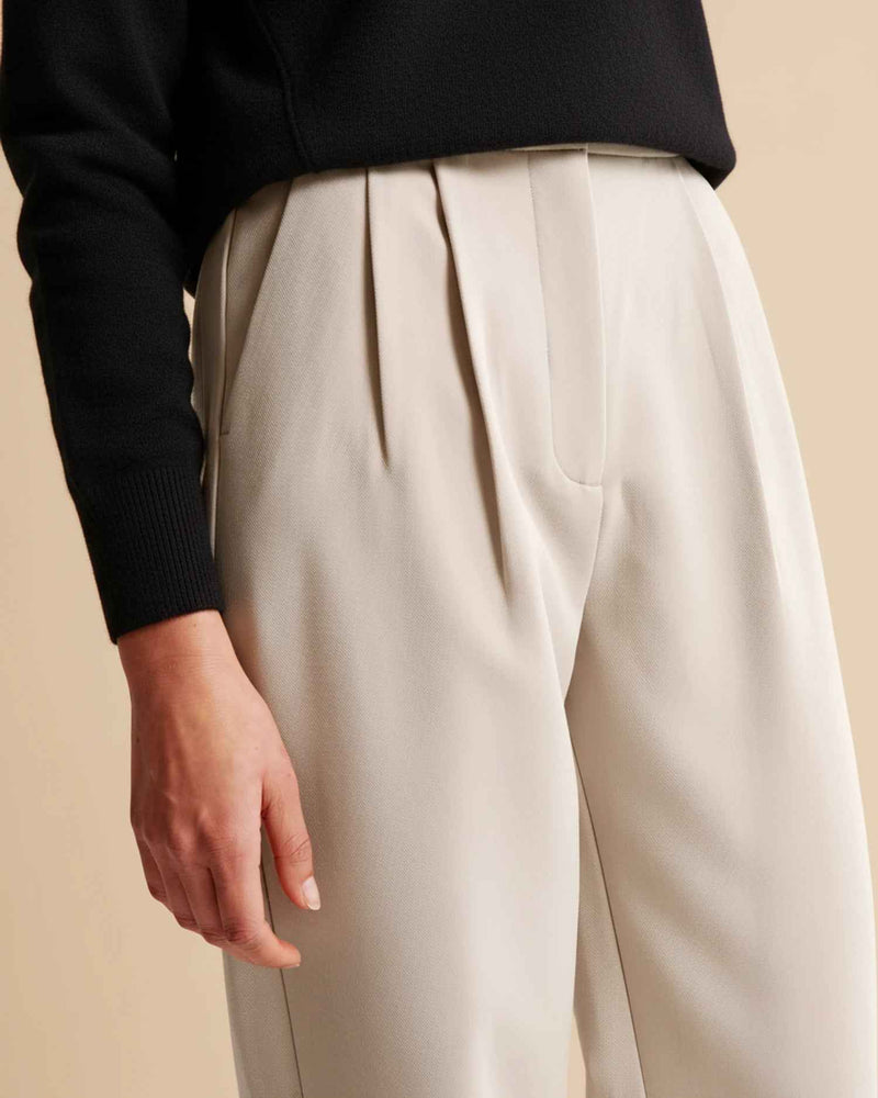 Jolanda | Women's High-Waisted Pleated Wide Leg Trousers