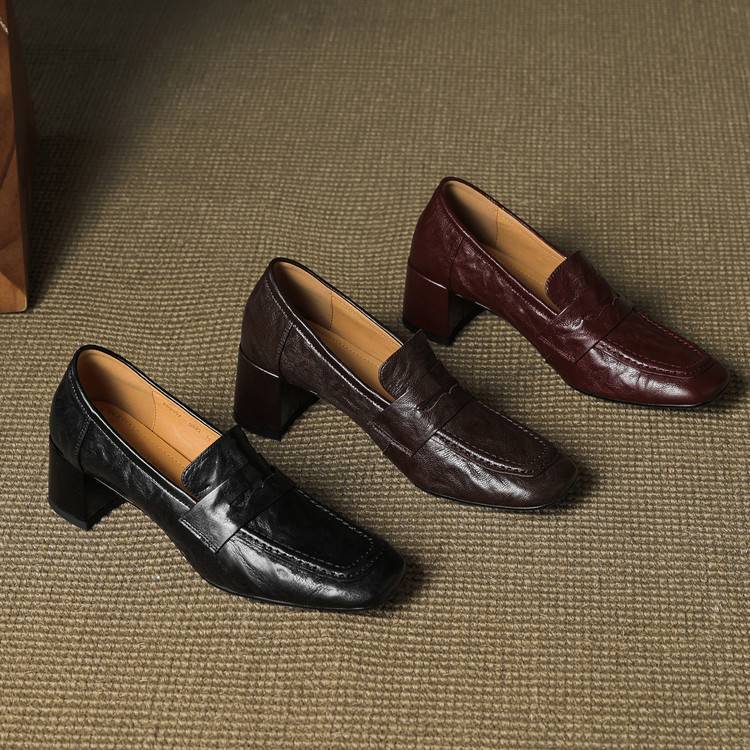 Camellia loafers detail view 12