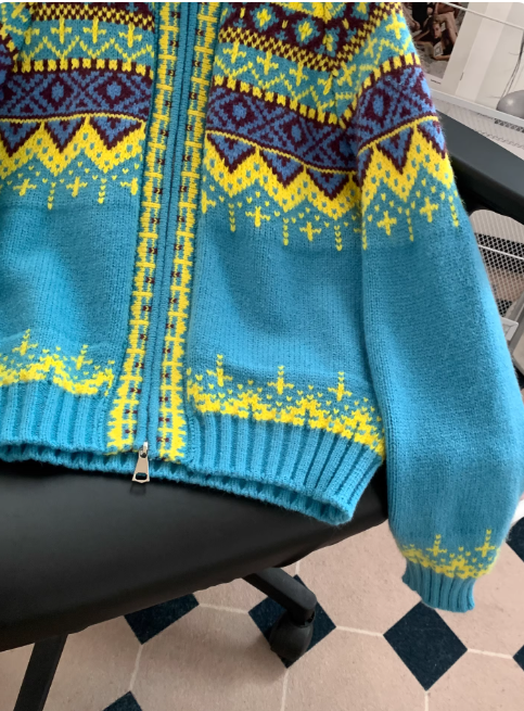 Griselda | Women's Zip-Up Fair Isle Cardigan White and Blue