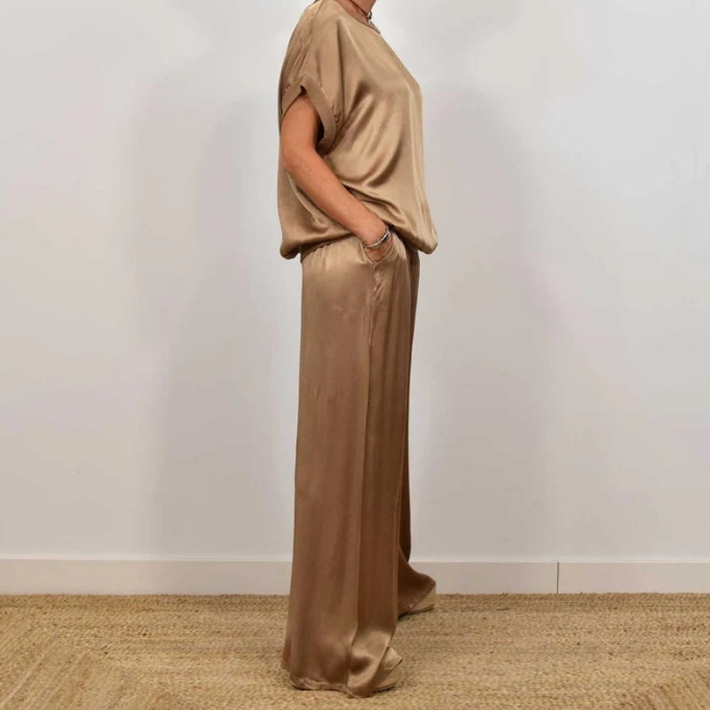 Lorelei two-piece set view 9